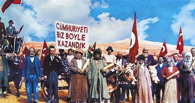 Resimli Cumhuriyet Bayramı Mesajları